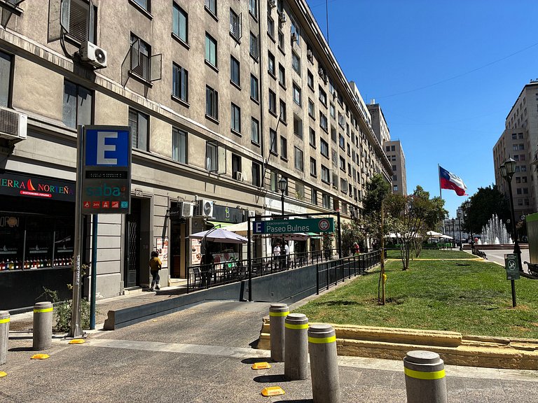Estudios con terraza cerca de La Moneda