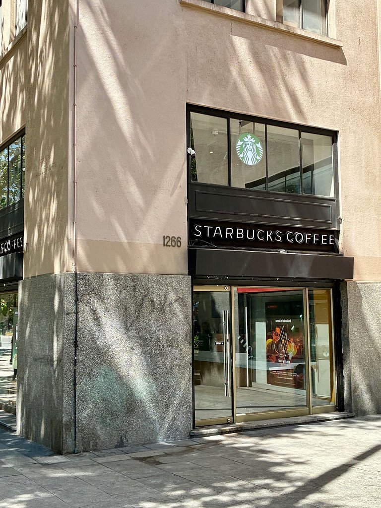 Estudio Terraza + Cama king + escritorio | 902