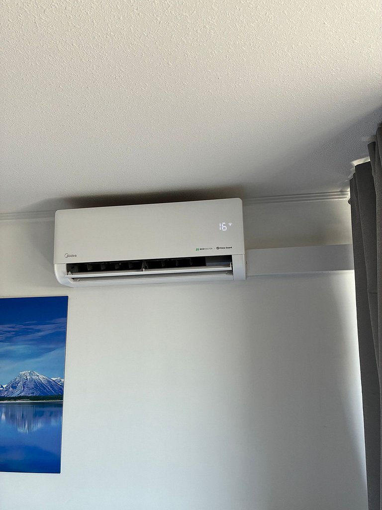 Estudio Terraza + Cama king + escritorio | 709