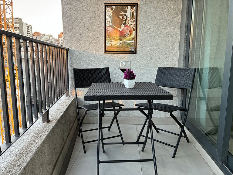 Estudio Terraza + Cama king + escritorio | 902