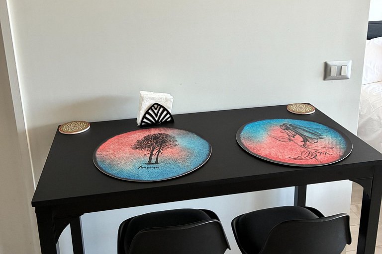 Estudio Terraza + Cama king + escritorio | 702