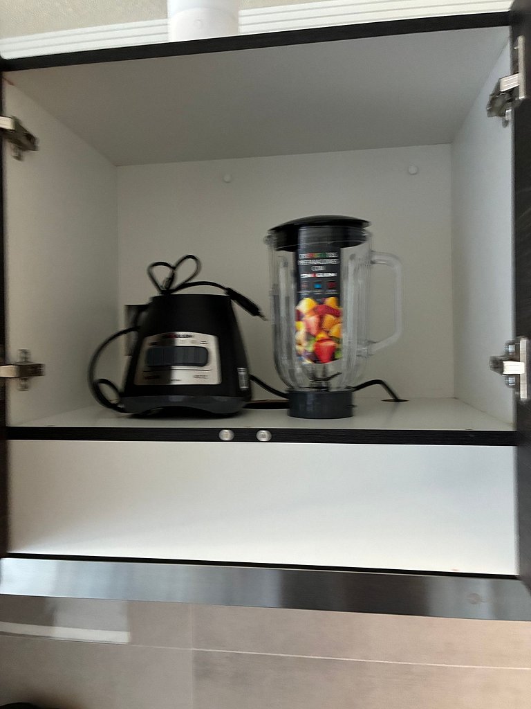 Estudio Terraza + Cama king + escritorio | 702