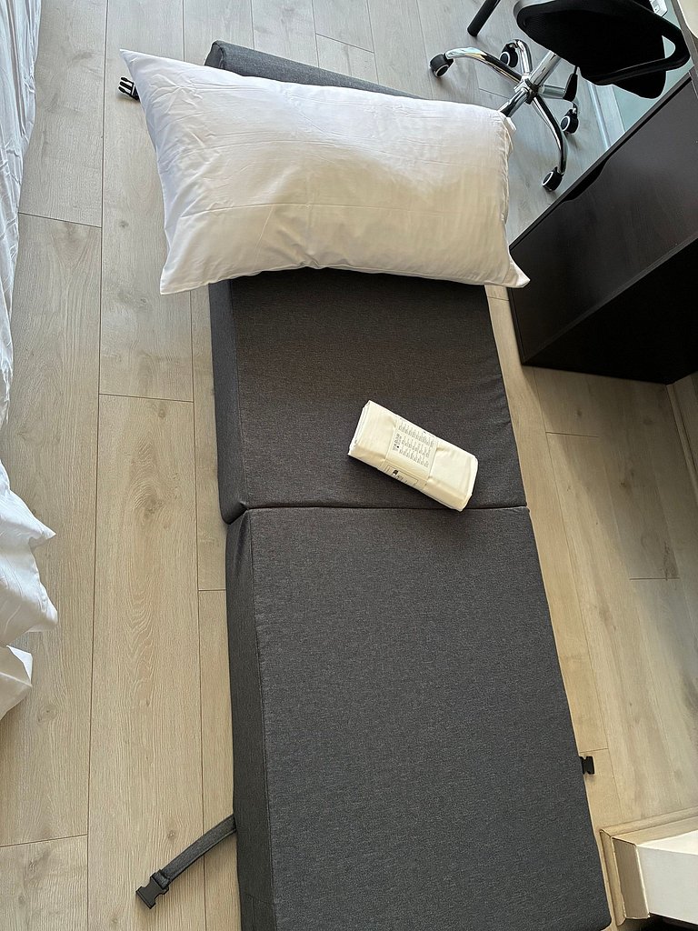 Estudio Terraza + Cama king + escritorio | 702