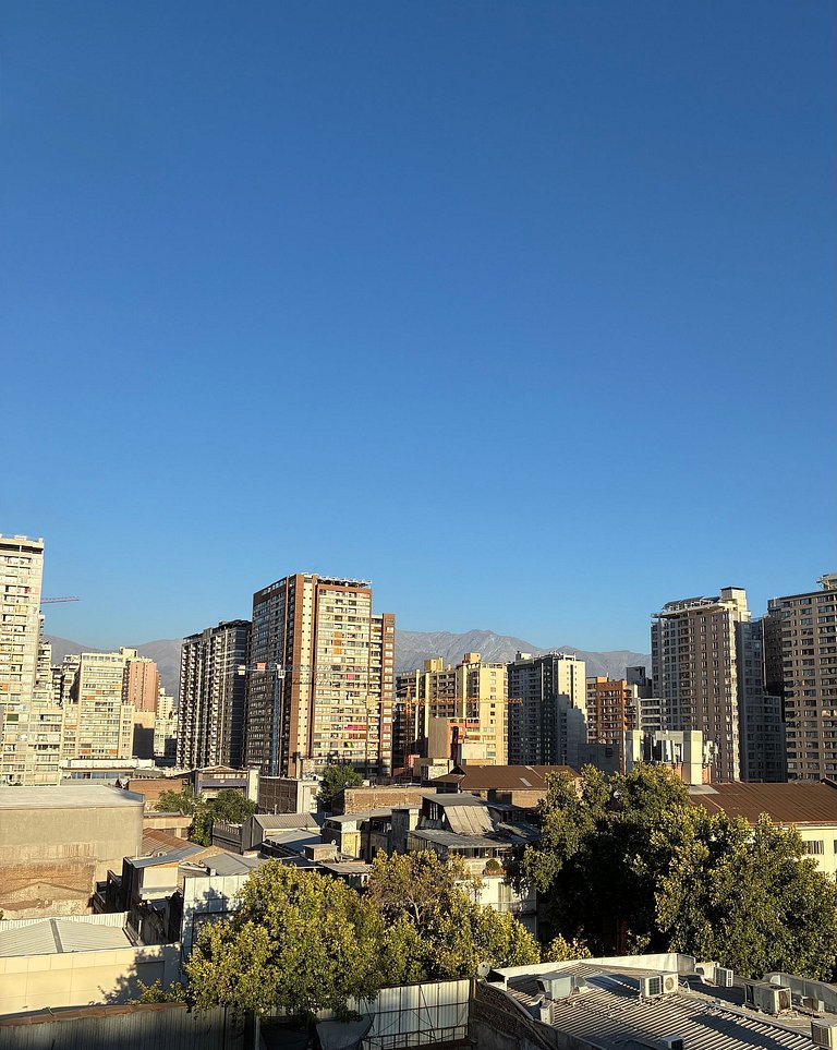 Estudio Terraza + Cama king + escritorio | 901