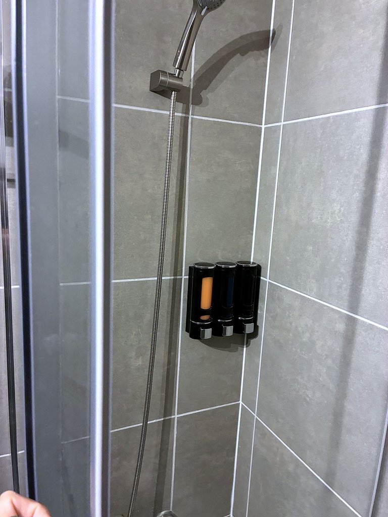 Estudio con terraza privada cama king y escritorio en Santia