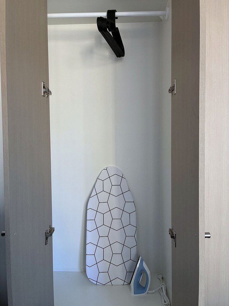 Estudio con terraza privada cama king y escritorio en Santia