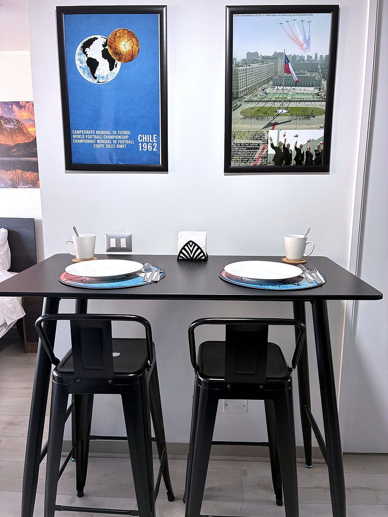 Estudio con terraza privada cama king y escritorio en Santia